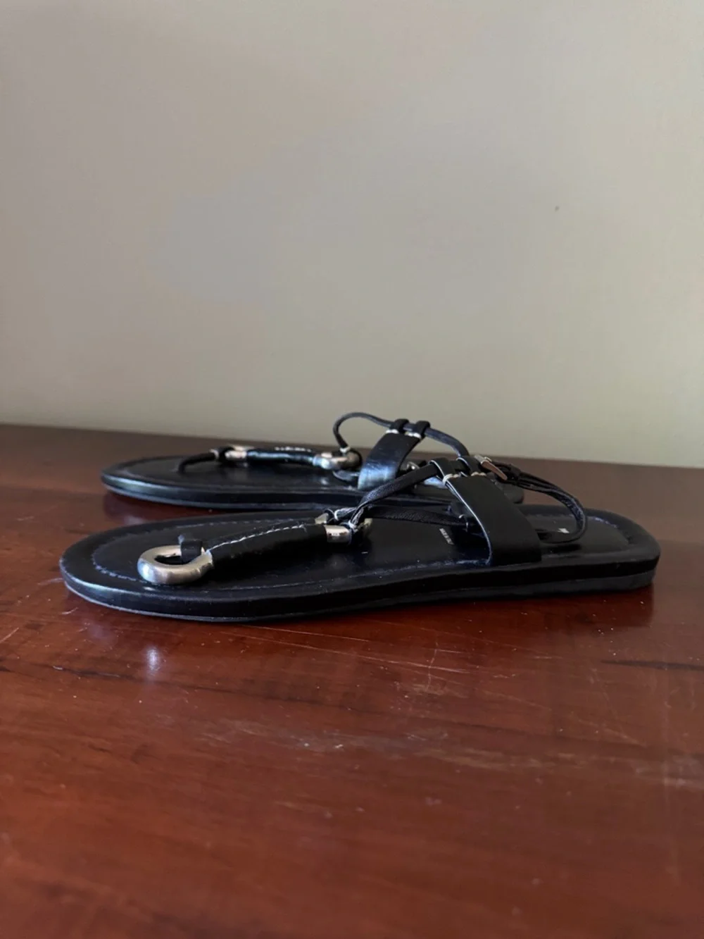 PRADA Black Leather Sandal with Gold Ring Accents - Vintage - Picture 5 of 6